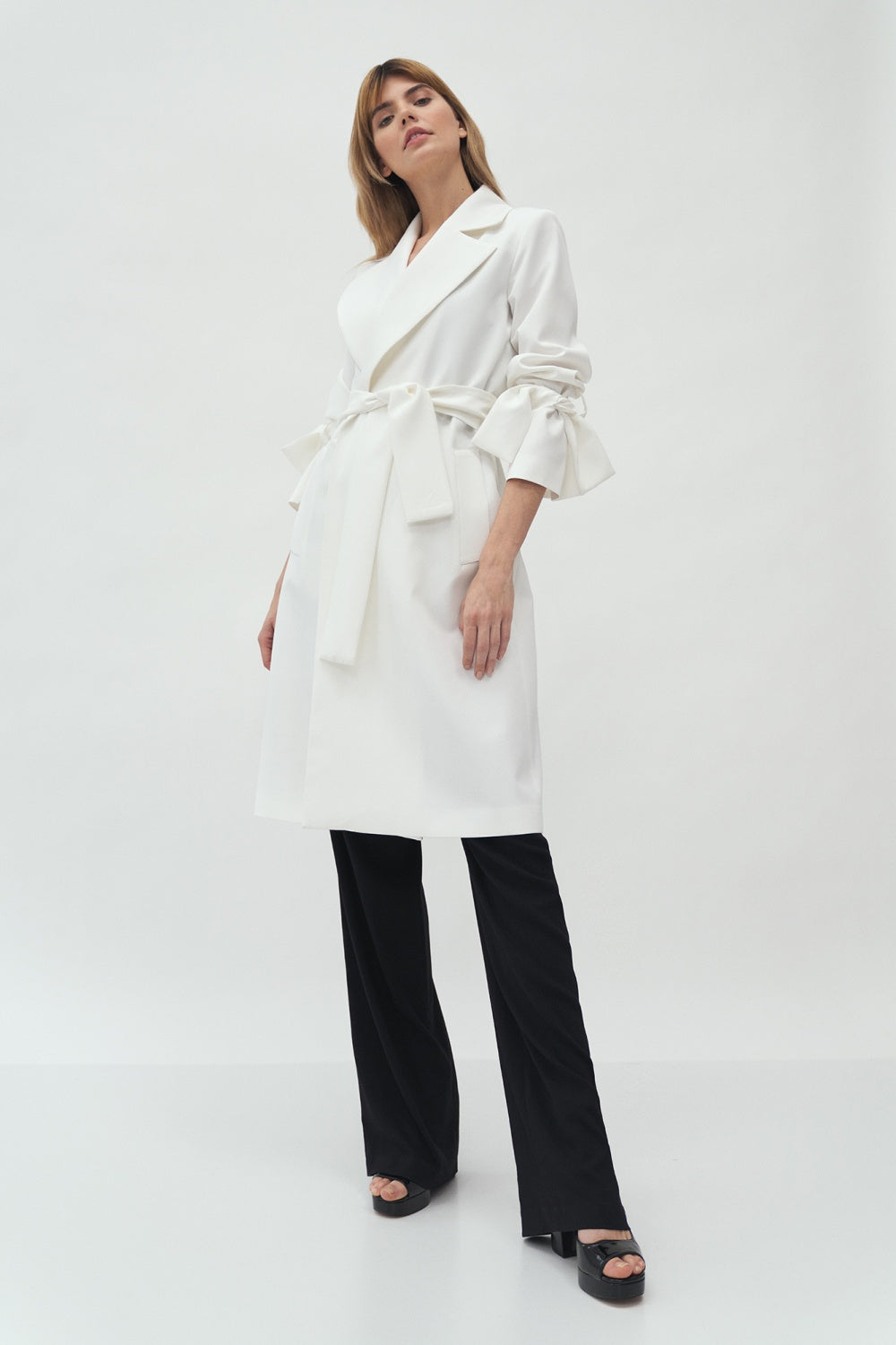 Weißer Mantel - Clean